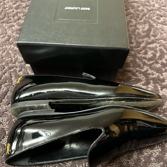 Saint Laurent patent leather loafers - Picture 2 of 3